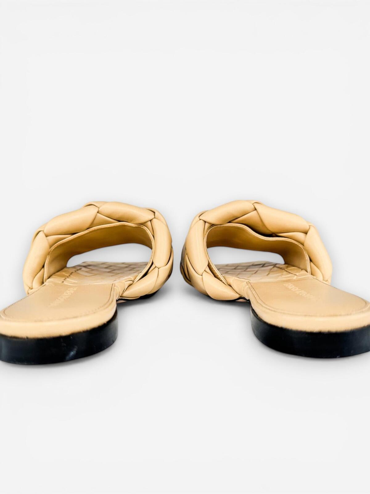 Bottega Veneta Lido Cane Sugar Padded Intrecciato Flat Slide EU 36.5 NIB