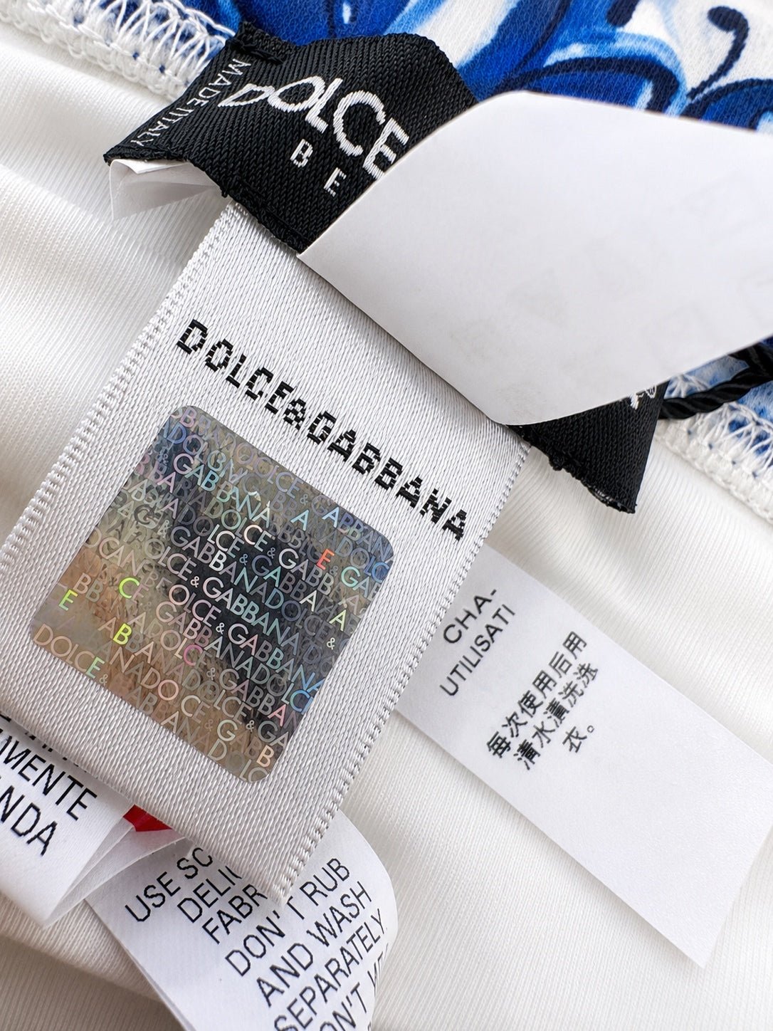 Dolce & Gabbana Dolce & Gabbana Majolica Print Swim Briefs Blue White Size L (IT 6 / EU XL) NWT - Vestir