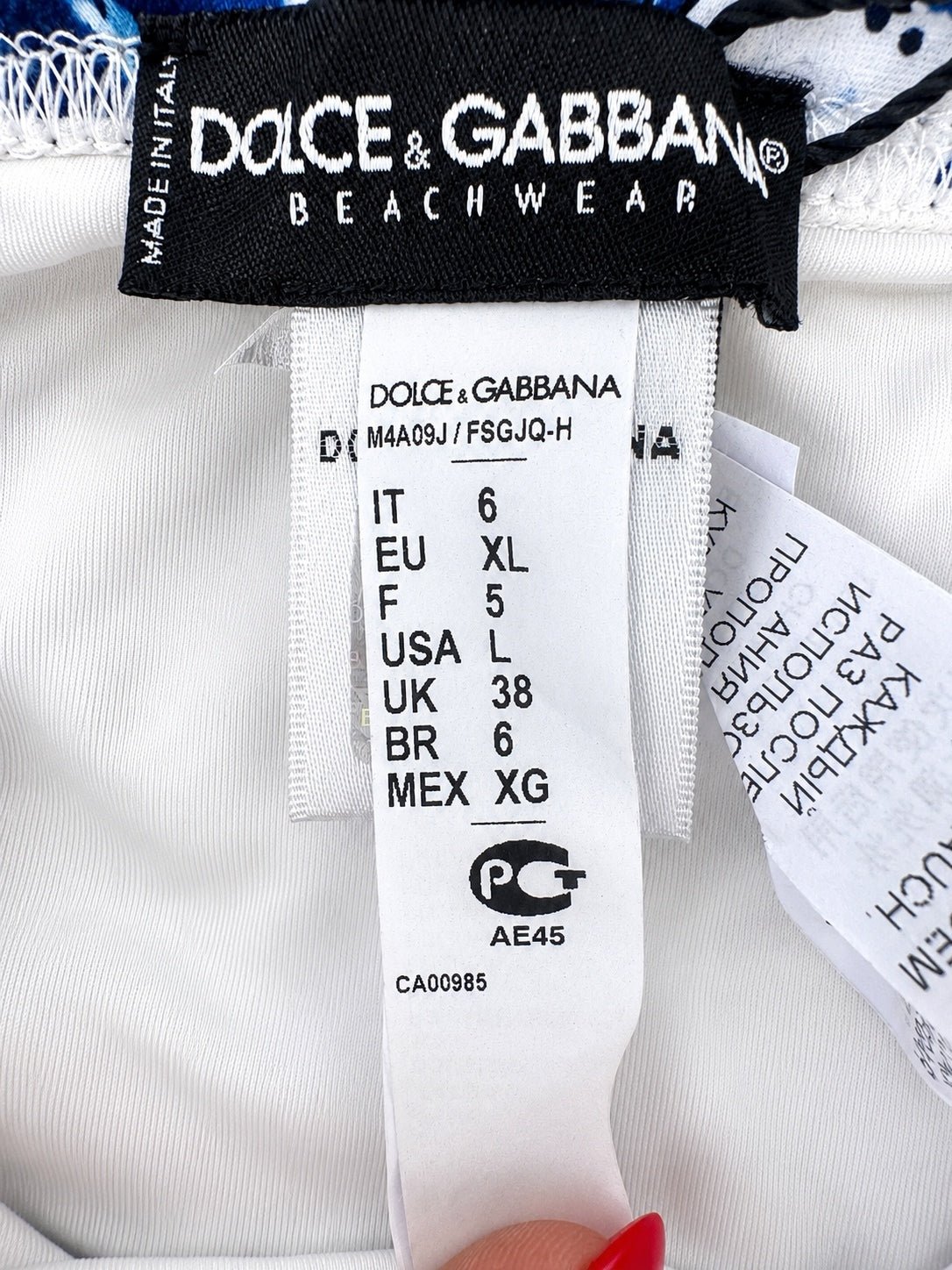 Dolce & Gabbana Dolce & Gabbana Majolica Print Swim Briefs Blue White Size L (IT 6 / EU XL) NWT - Vestir