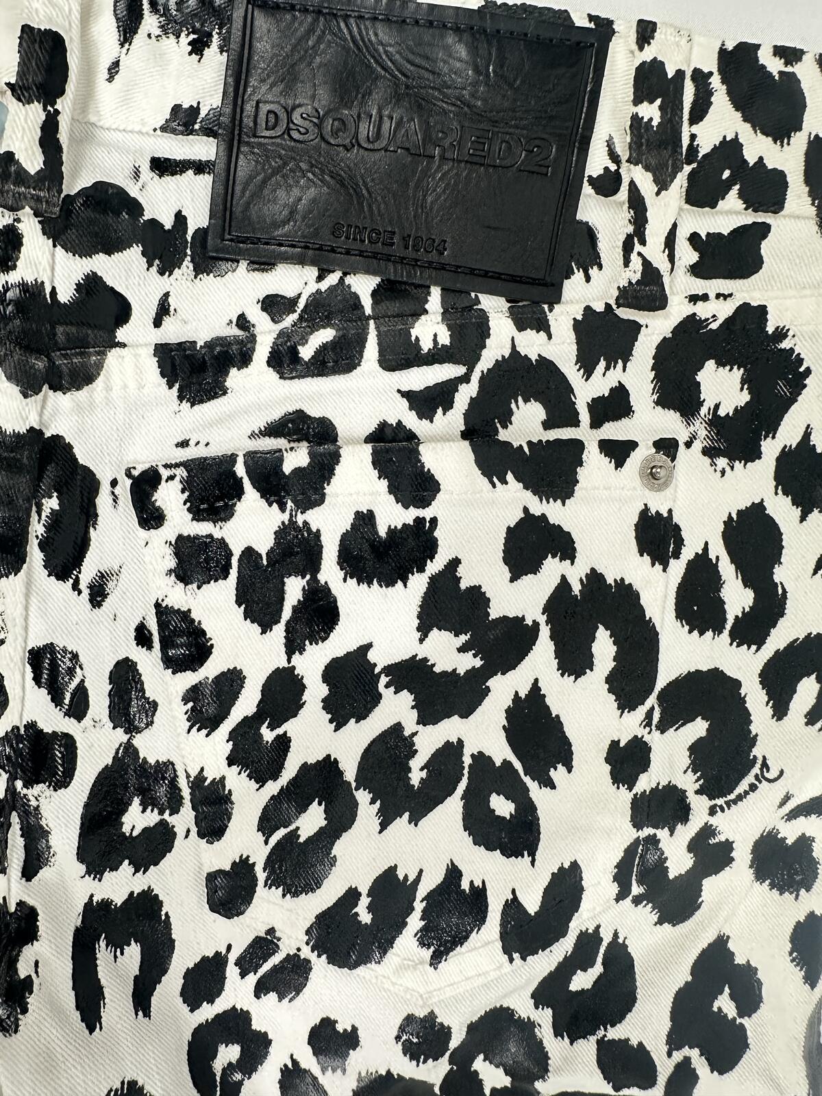 Dsquared2 Dsquared2 Runway Straight Cropped Jean White Leopard Print IT 38 W30 | NWT - Vestir