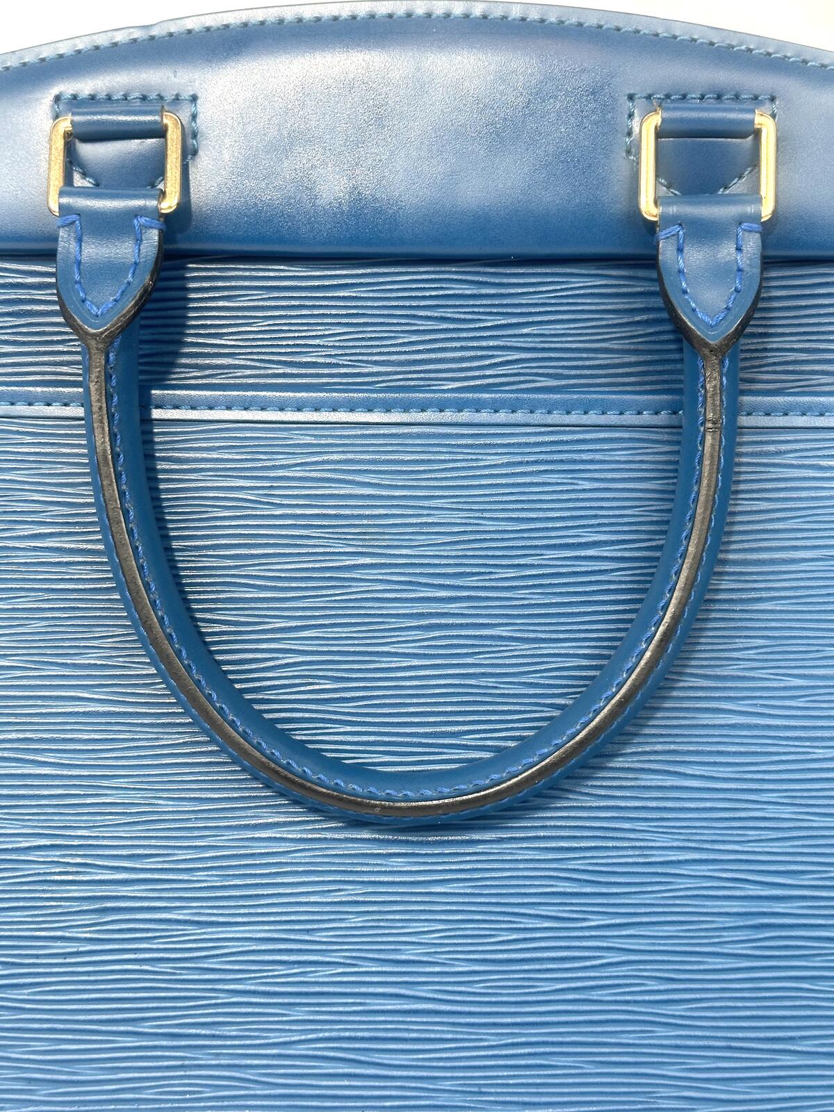 Louis Vuitton Louis Vuitton Riviera Vintage Epi Leather Toledo Blue Top Handle Bag - Vestir