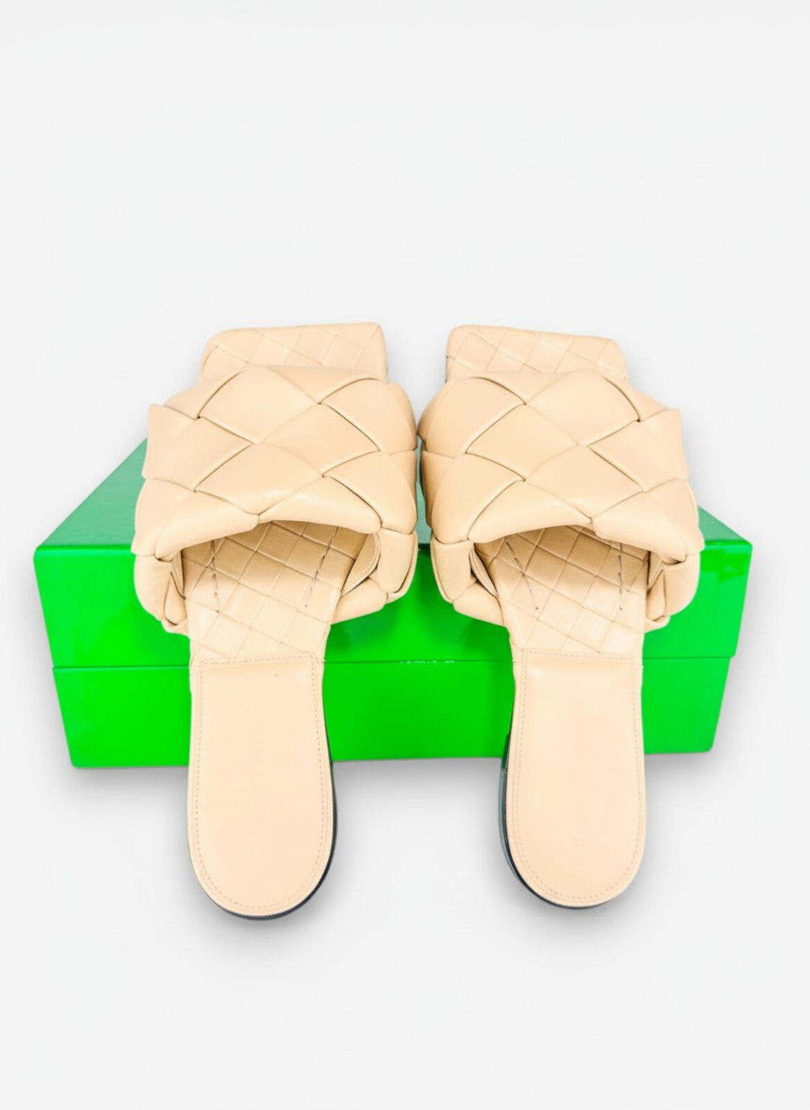 Bottega Veneta Lido Cane Sugar Padded Intrecciato Flat Slide EU 36.5 NIB
