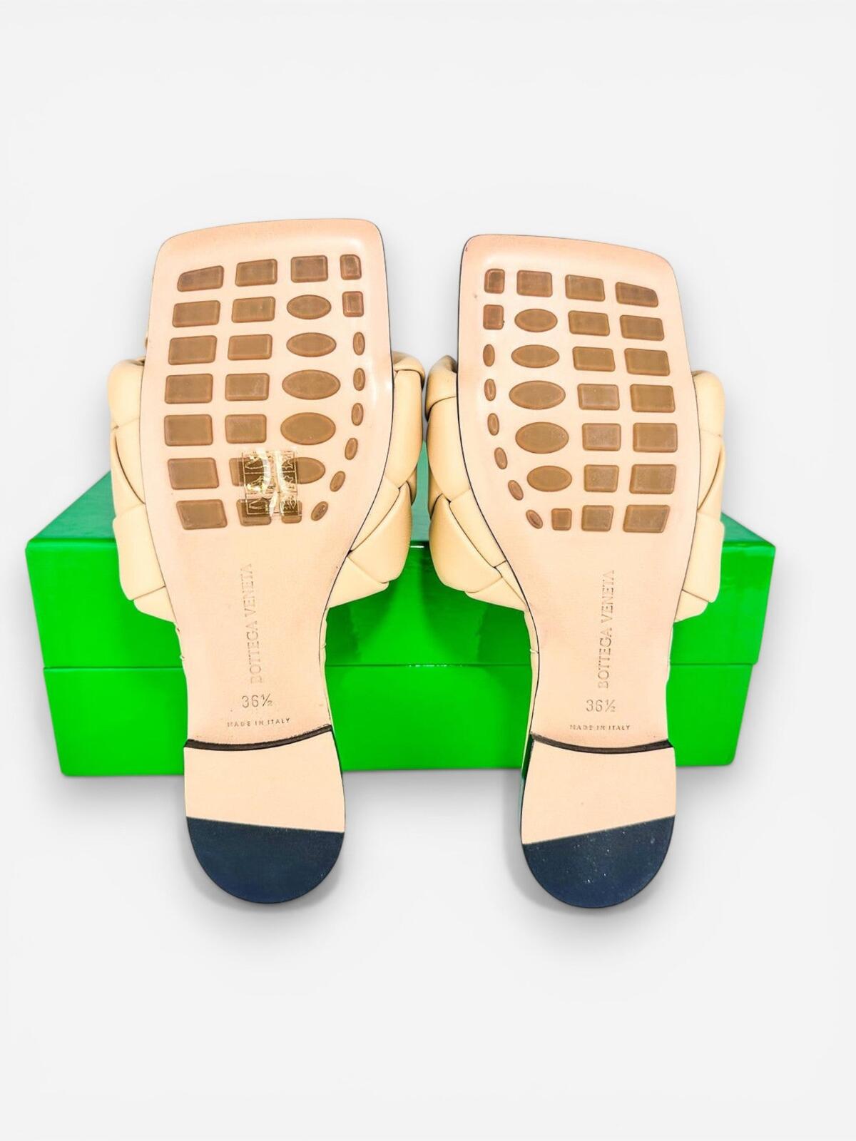 Bottega Veneta Lido Cane Sugar Padded Intrecciato Flat Slide EU 36.5 NIB