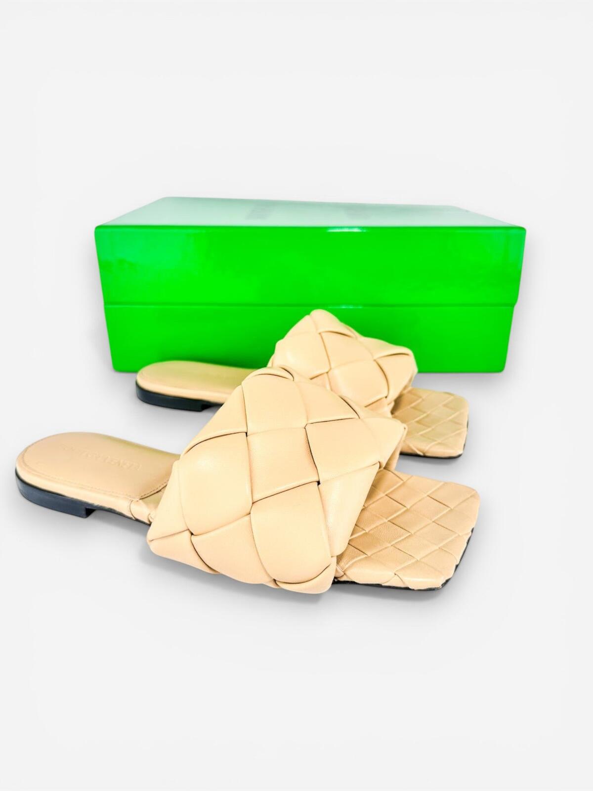 Bottega Veneta Lido Cane Sugar Padded Intrecciato Flat Slide EU 36.5 NIB