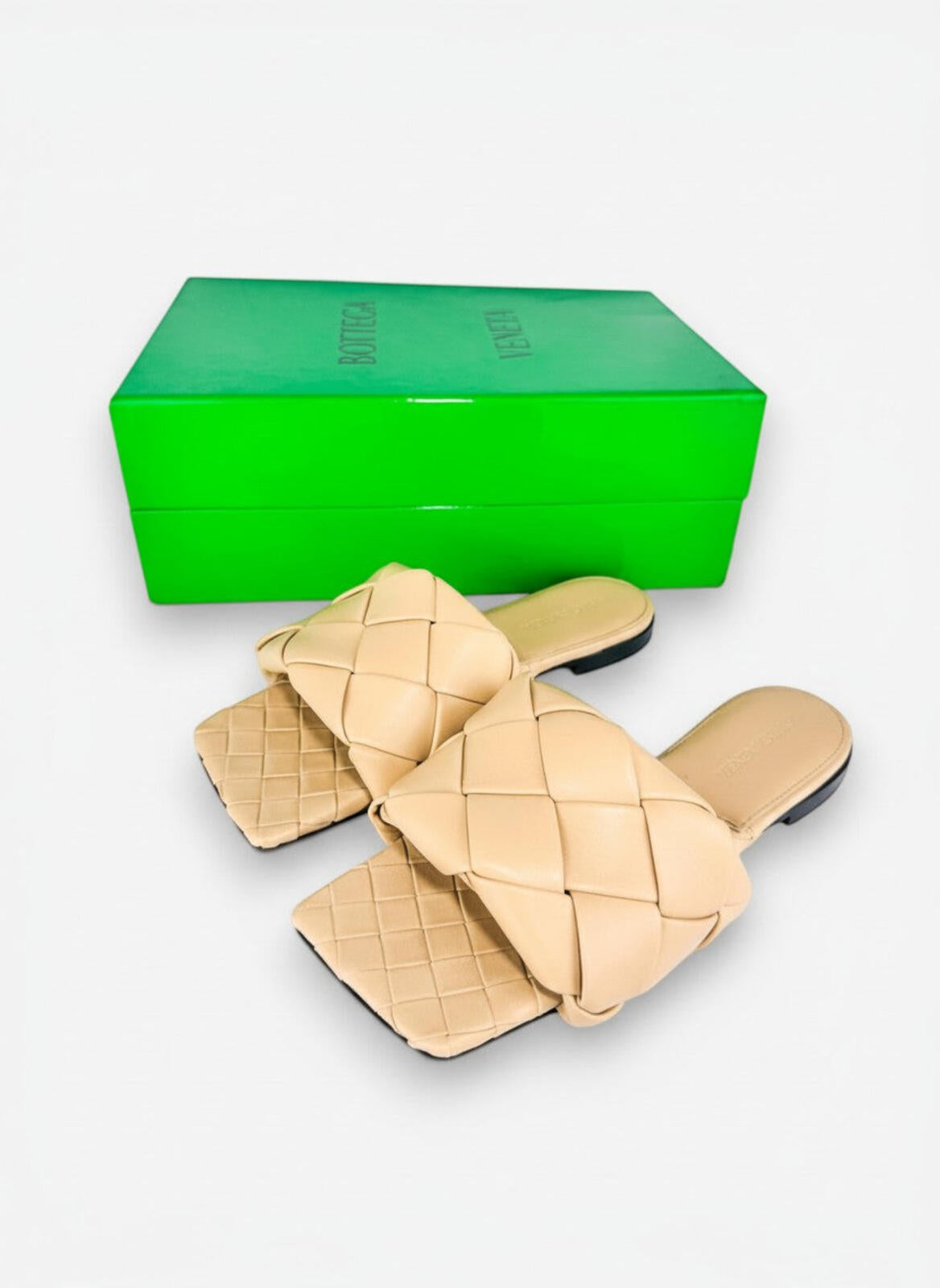 Bottega Veneta Lido Cane Sugar Padded Intrecciato Flat Slide EU 36.5 NIB