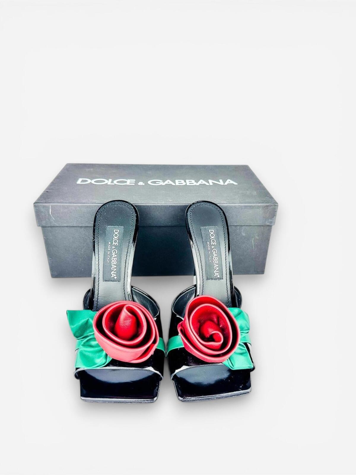 Dolce & Gabbana 3D Rose Floral Appliqué Patent Leather Mule EU 39 | NWT