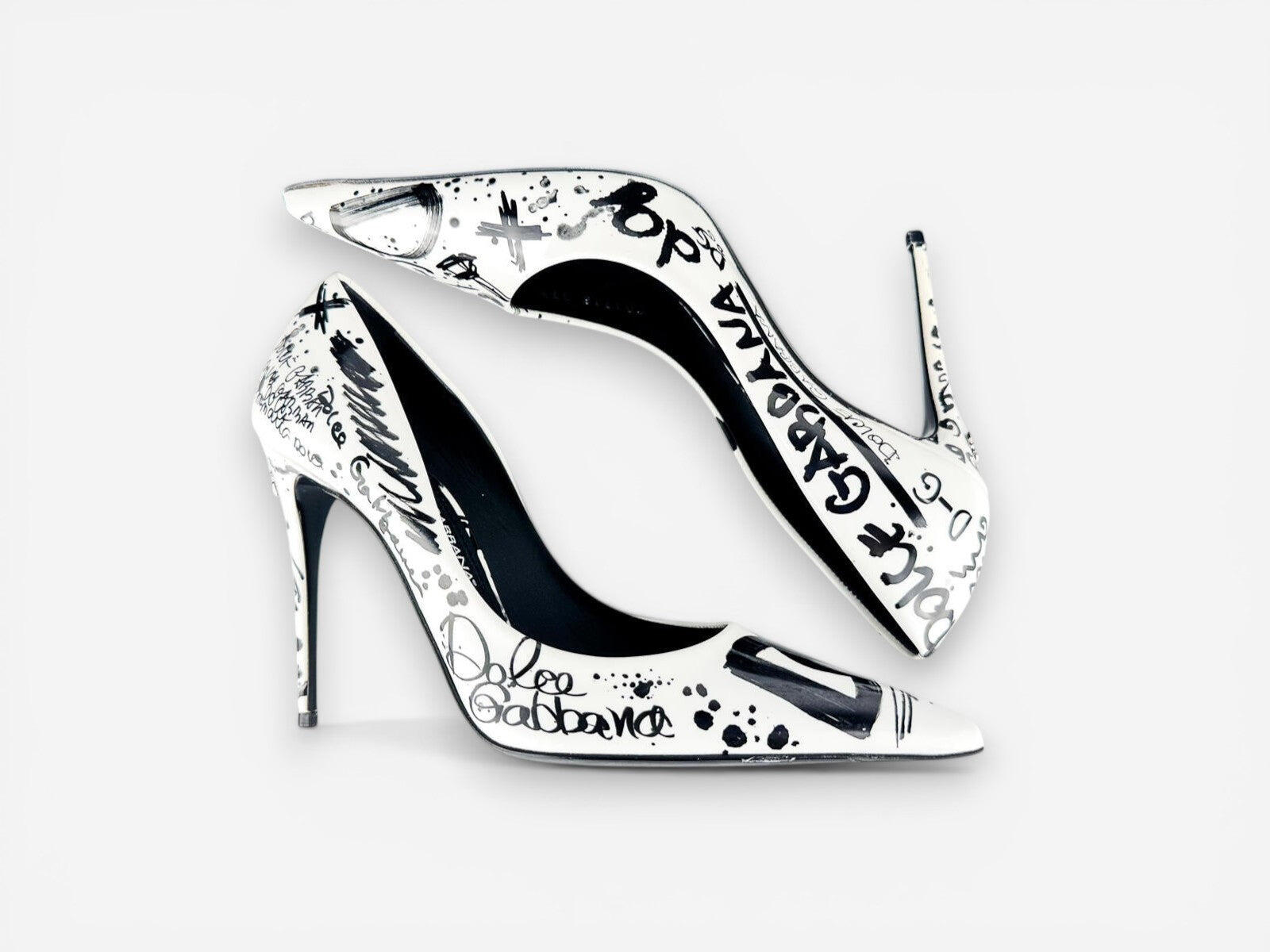 Dolce & Gabbana Dolce & Gabbana CD01718 Graffiti Patent Slingback Pump Black White EU 37.5 | NIB - Vestir