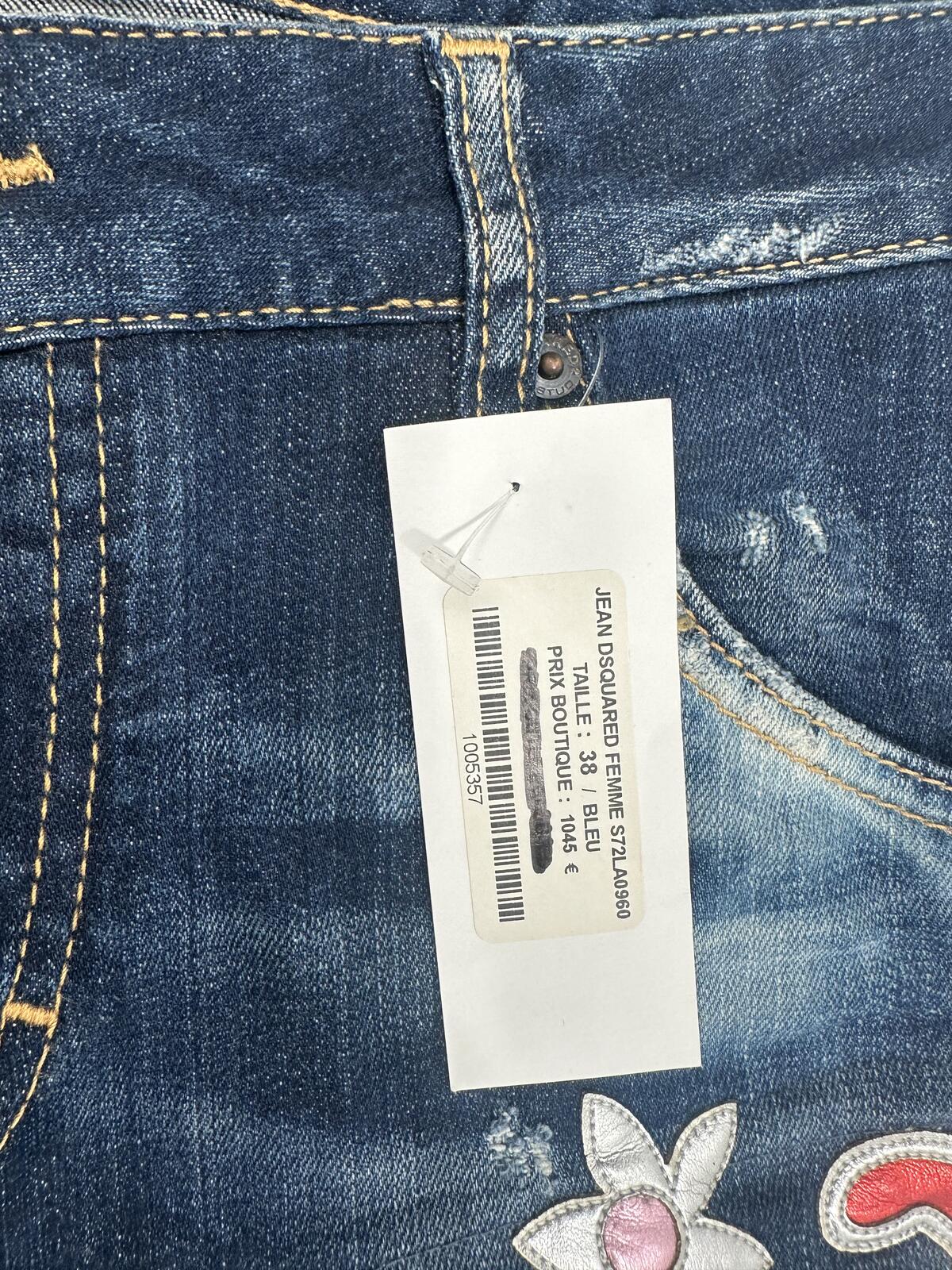Dsquared2 Dsquared2 Cool Girl Jean Embroidered Appliqué Distressed IT38 NWT S72LA0960 - Vestir