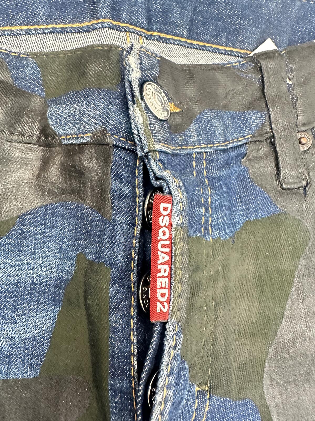 Dsquared2 Dsquared2 Men's Skater Jean Camo Print Blue Denim IT38 NWT S75LB0147 - Vestir