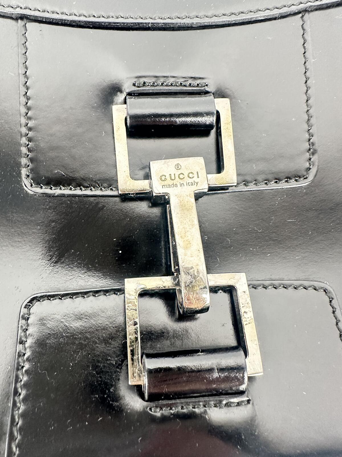 Gucci Gucci Tom Ford Era 1998 Black Patent Leather Hobo Shoulder Bag | Pre-Loved - Vestir