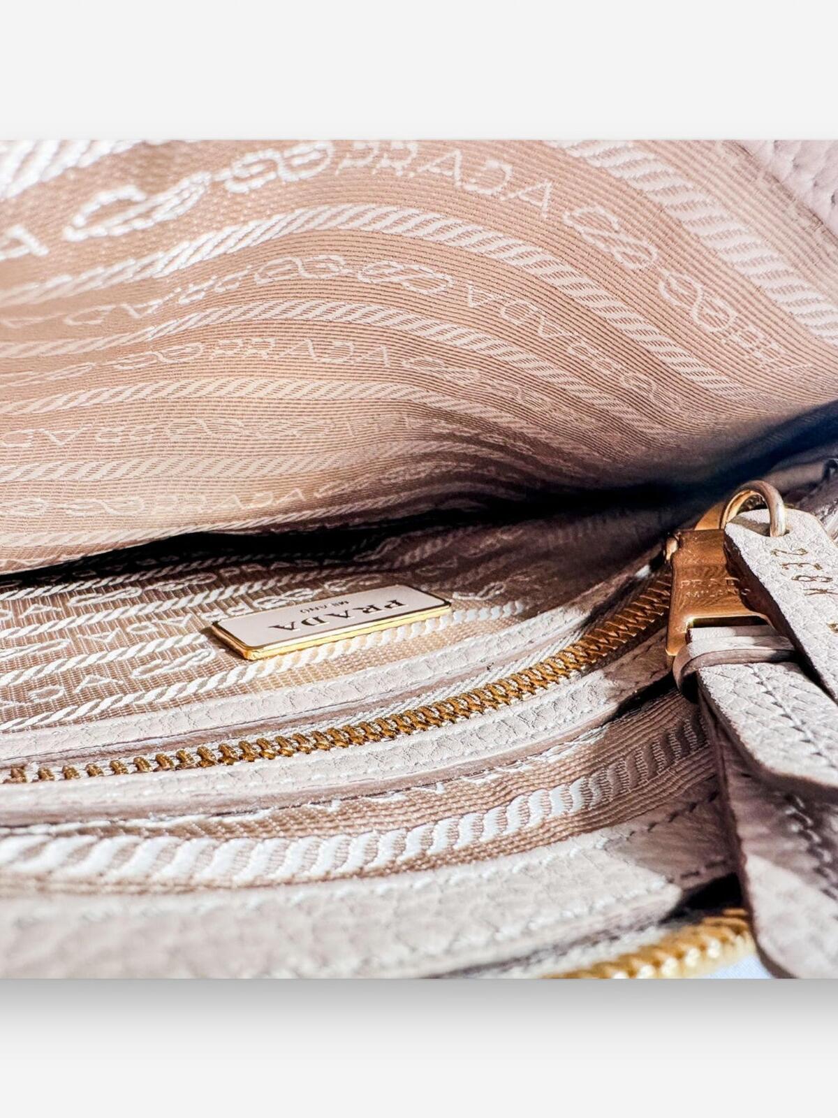 Prada Prada Vitello Phenix 1BH046 Double Zip Crossbody Cammeo Beige | NWT - Vestir